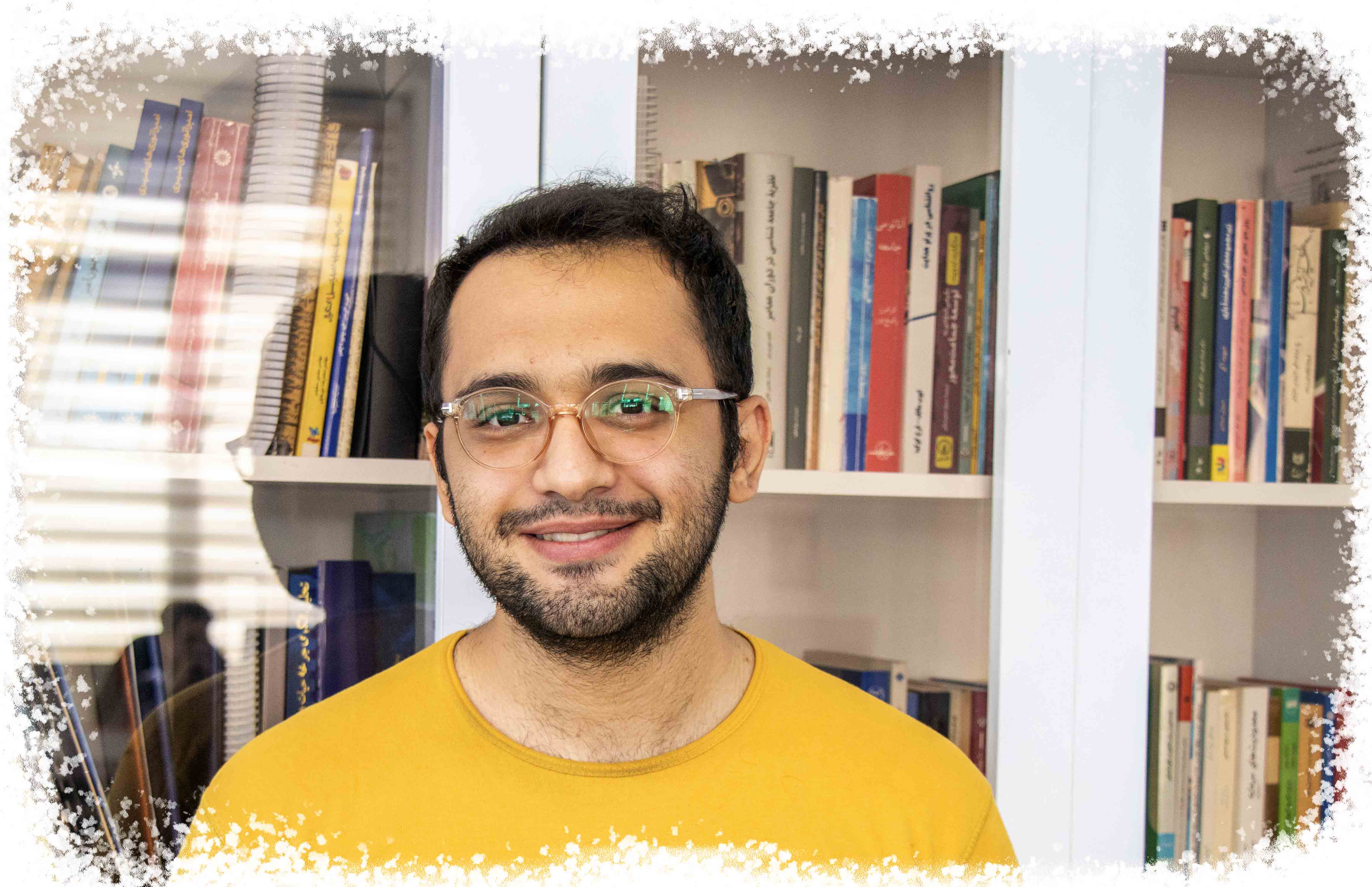 پژوهشگرِ مرکز به عنوان جوان نمونه و فعال استان آذربایجان شرقی در حوزه عمومی برگزیده شد